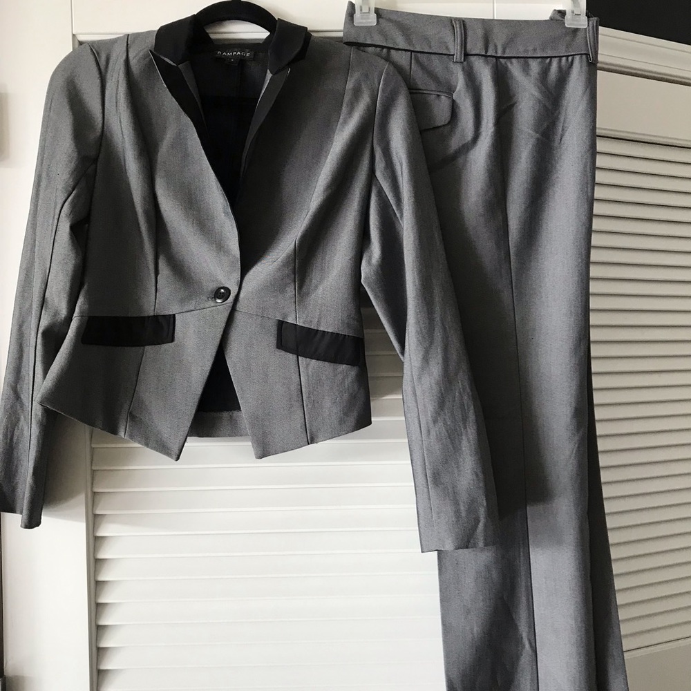 Women’s business wide leg pant suit